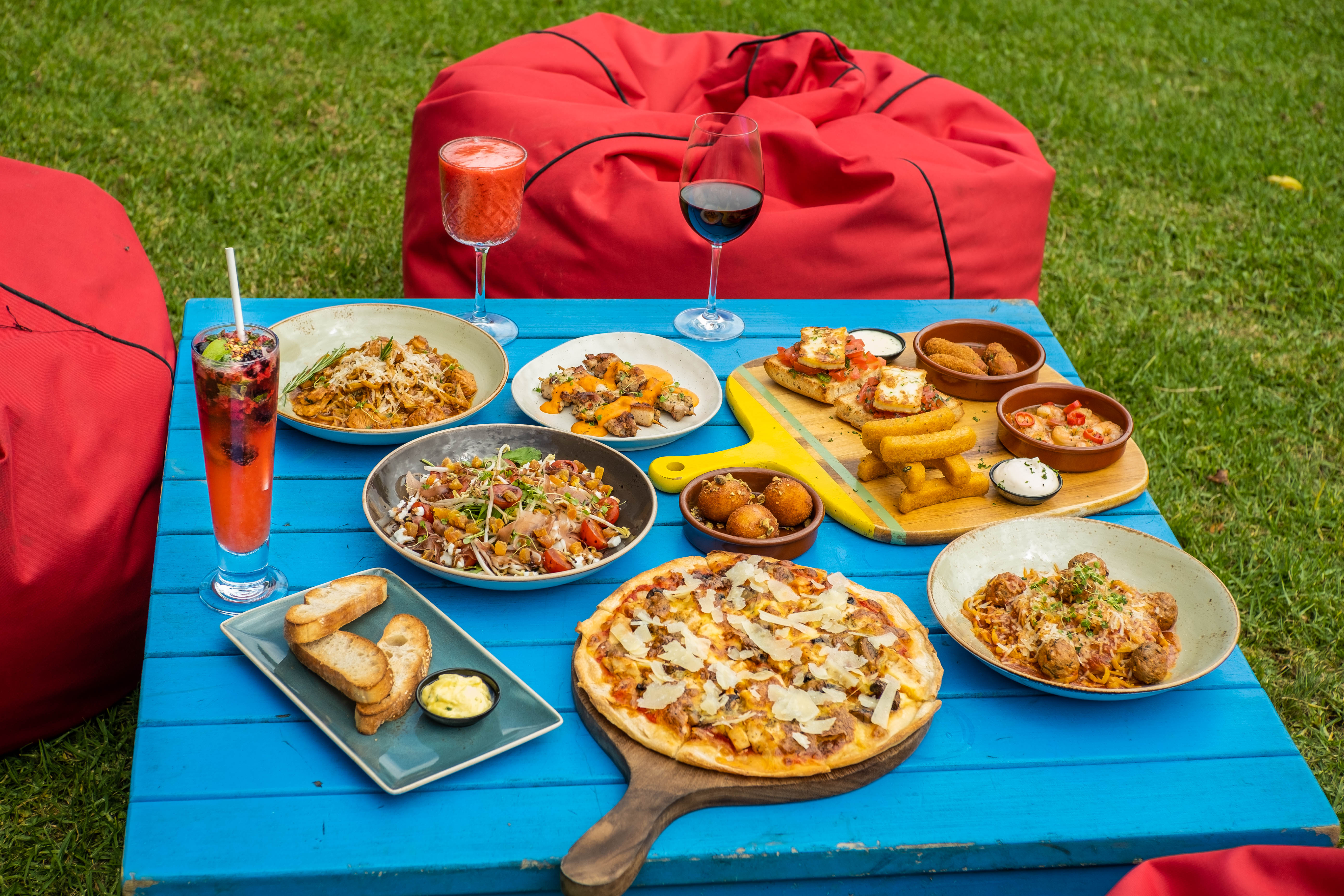 Bodega Eatery outdoor courtyard with string lights
